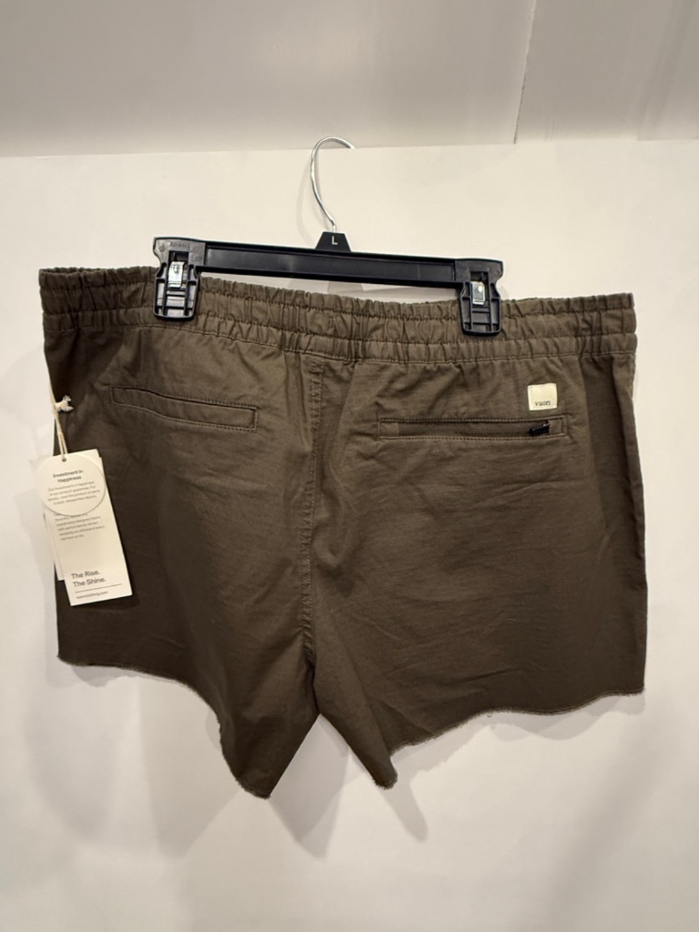 Vuori Large Ripstop Women's Olive Drawstring Casual Shorts - Picture 2 of 3